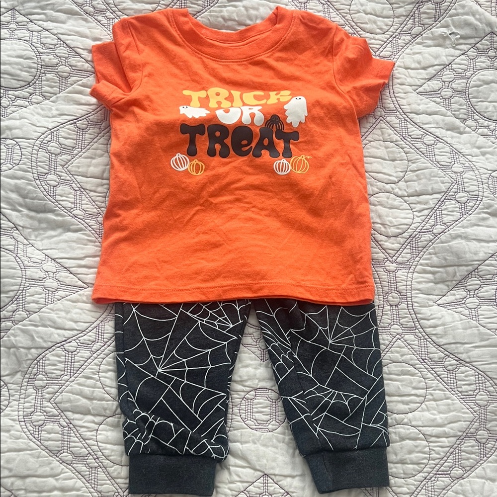 Cat & Jack Orange Trick or Treat Shirt and Spiderweb Pants Set